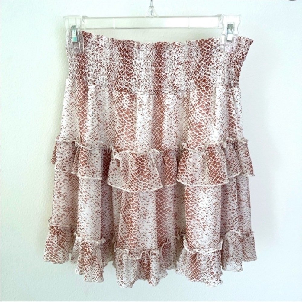 Altar’d State flowy skirt. Size Small.